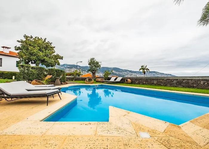 Magnolia Funchal (Madeira)